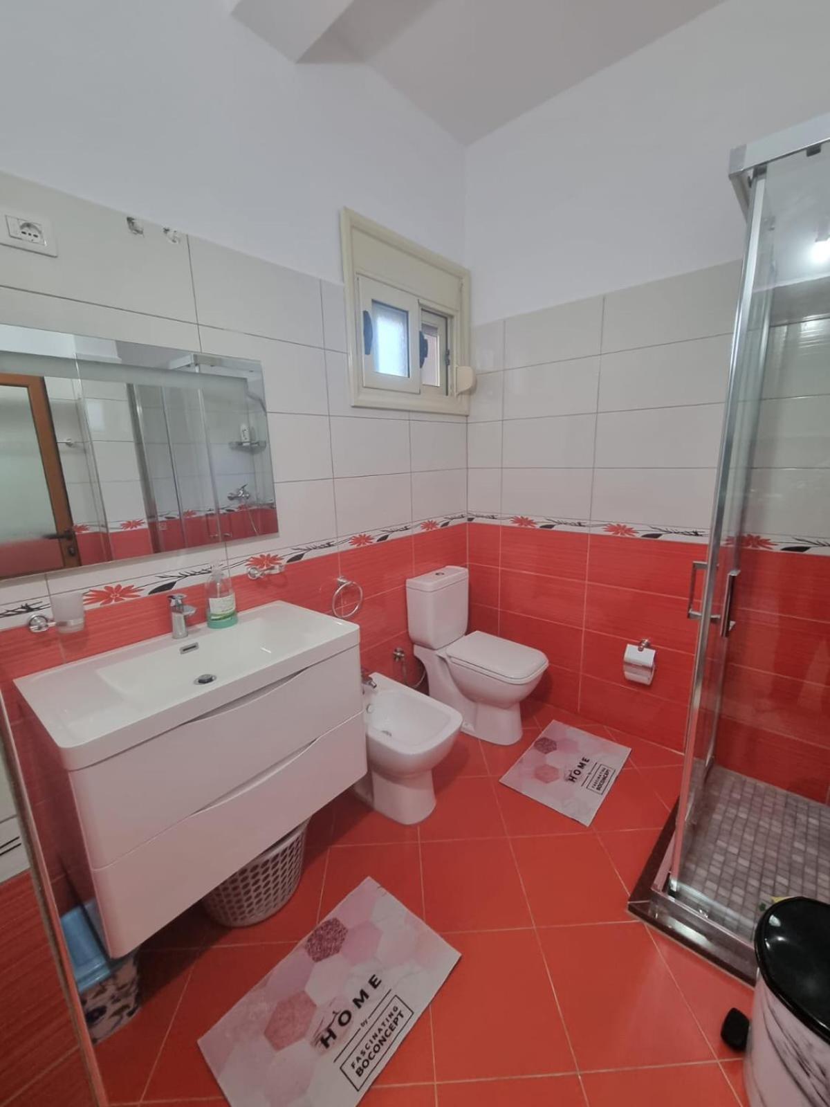 Vila Megi-Rent Room Vlorë Buitenkant foto