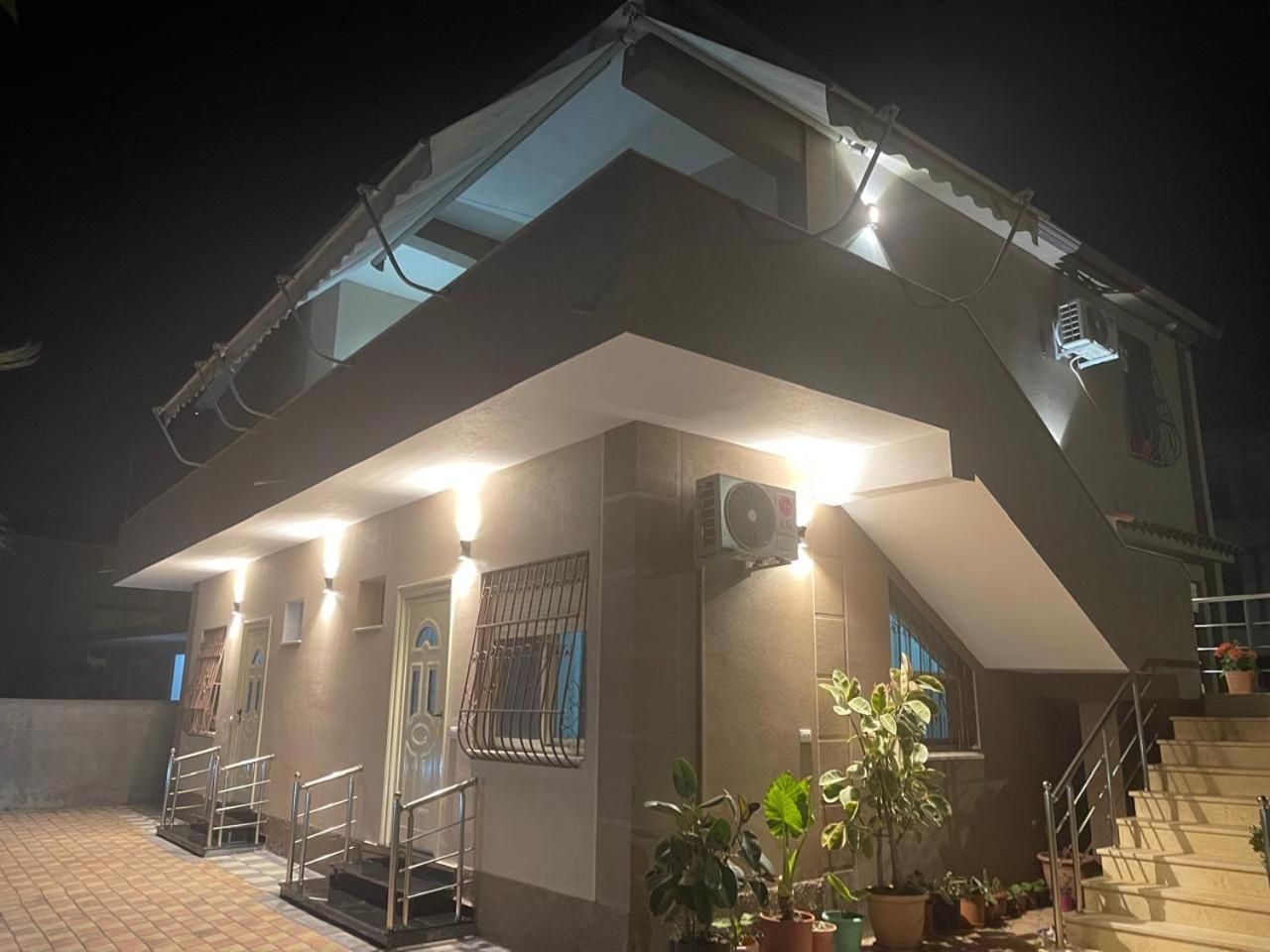 Vila Megi-Rent Room Vlorë Buitenkant foto
