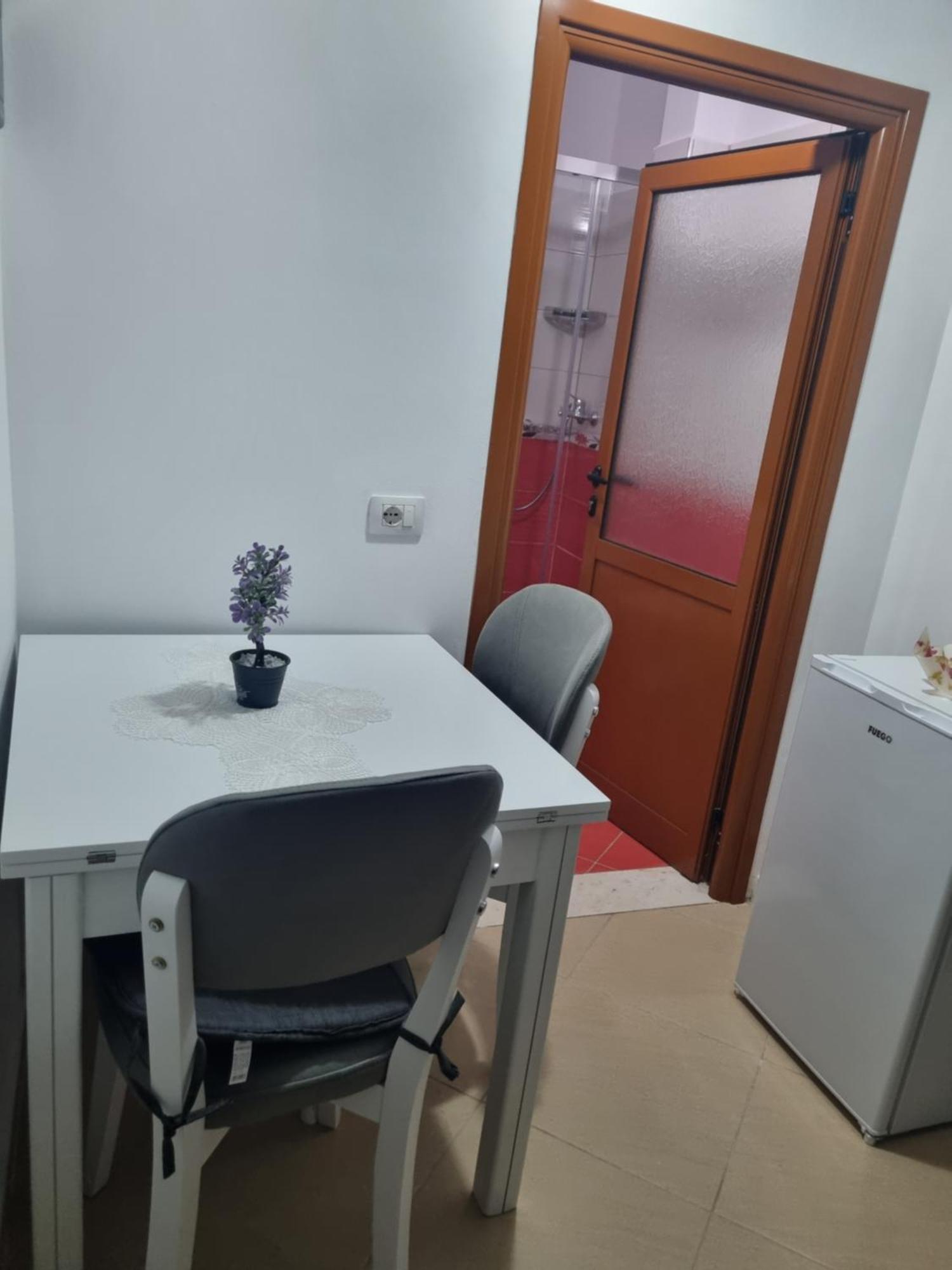Vila Megi-Rent Room Vlorë Kamer foto