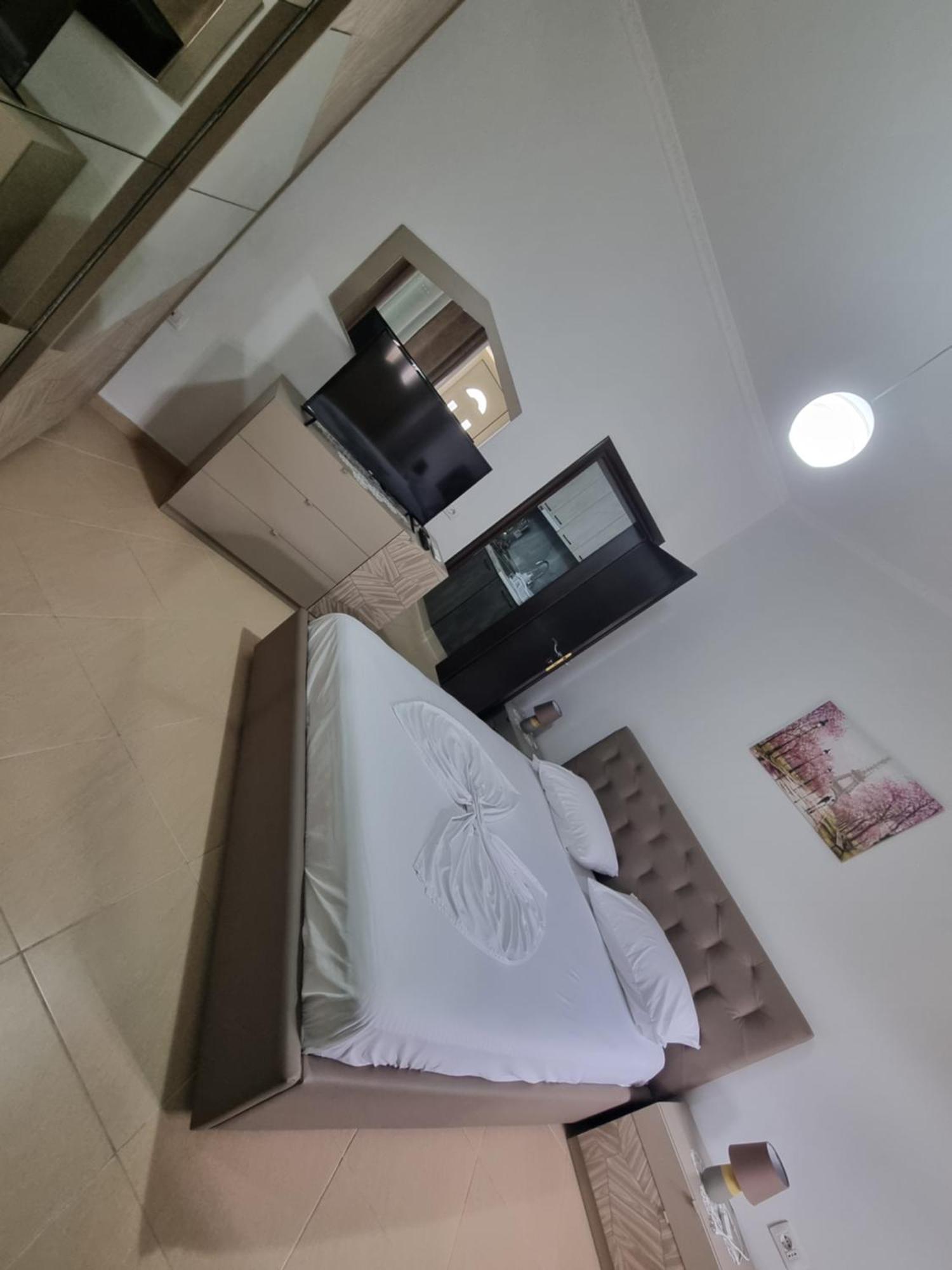 Vila Megi-Rent Room Vlorë Kamer foto