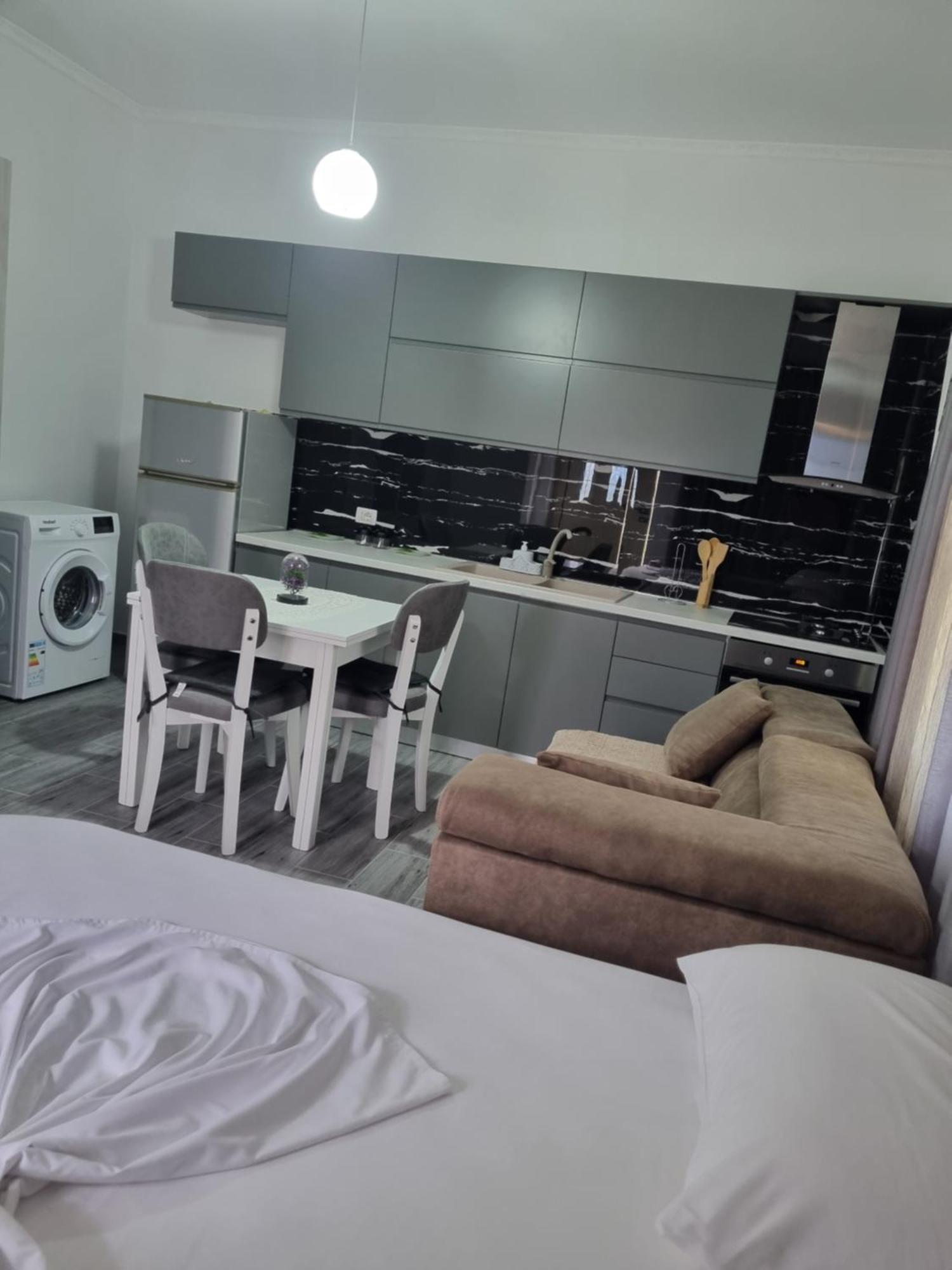 Vila Megi-Rent Room Vlorë Kamer foto