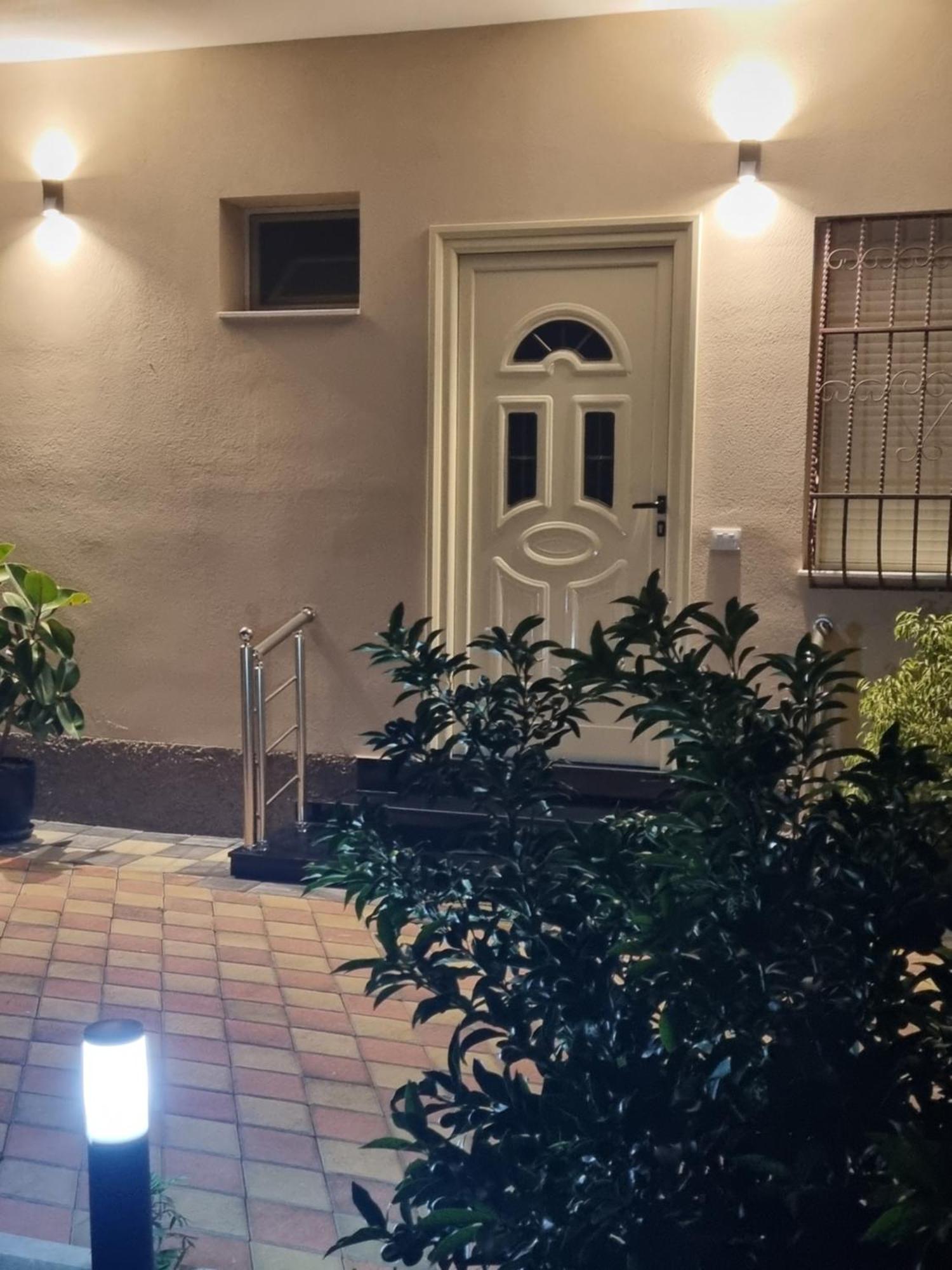 Vila Megi-Rent Room Vlorë Kamer foto