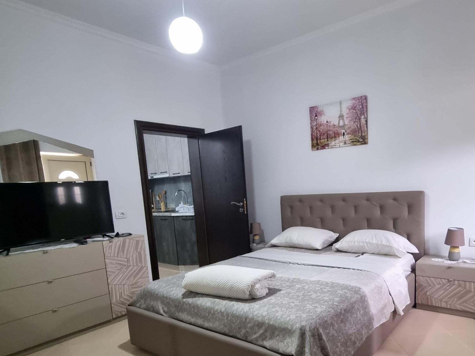 Vila Megi-Rent Room Vlorë Buitenkant foto